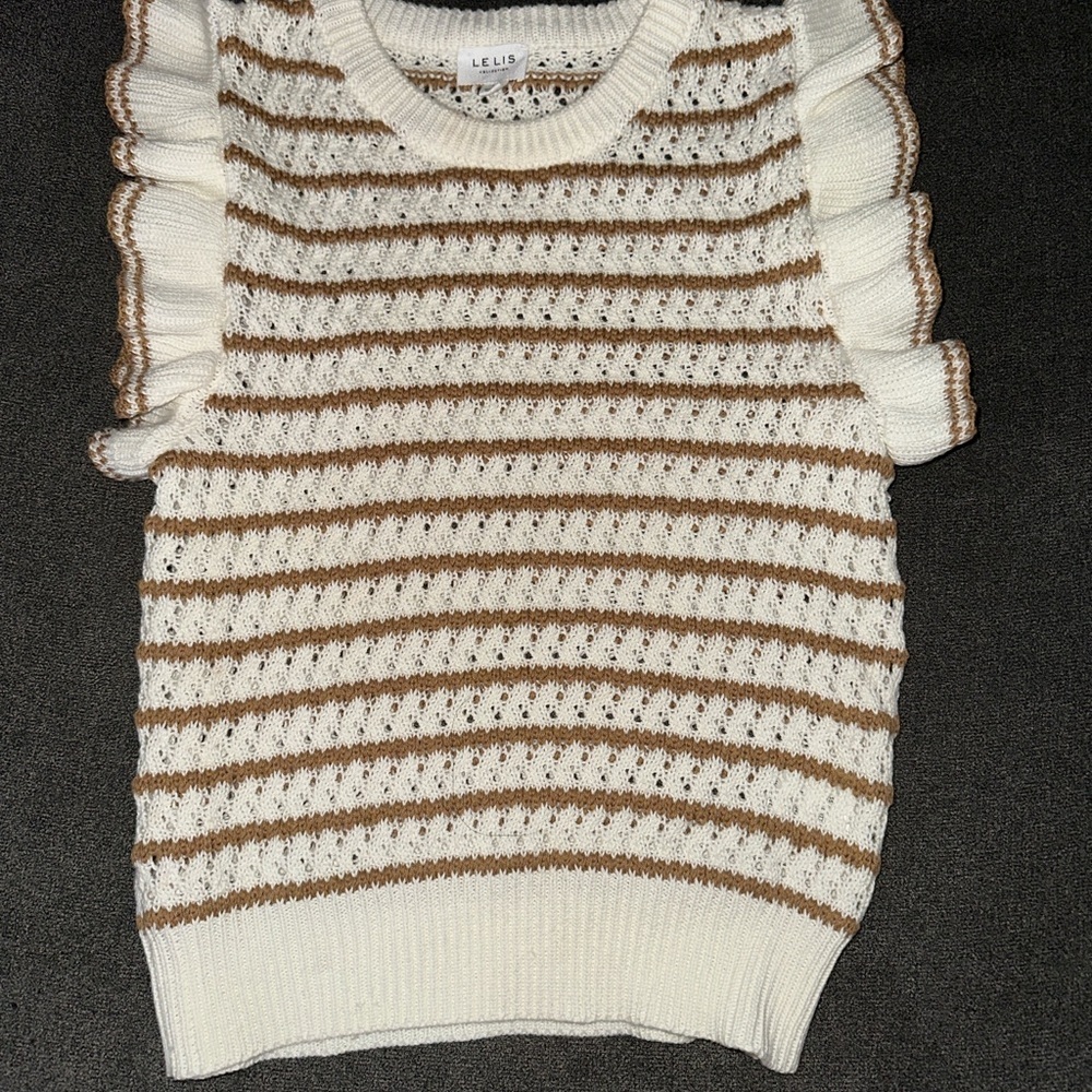 Crochet Cream Tan Ruffled Crop Blouse - Picture 2 of 5